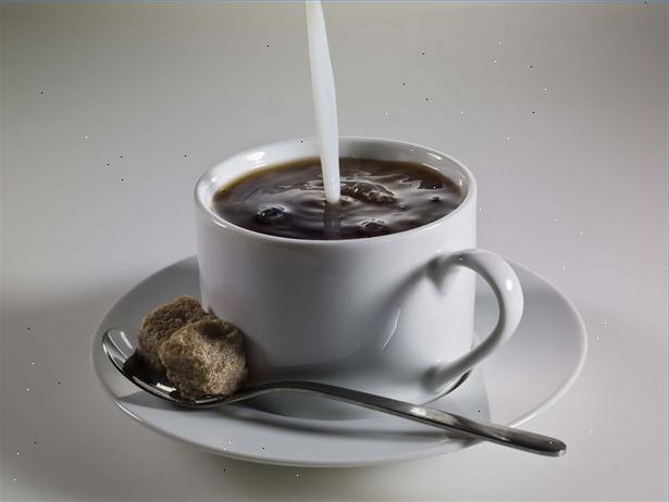 Hoe om te geven of te krijgen een koffie klysma. Verzamel een paar andere noodzakelijke en optionele benodigdheden.