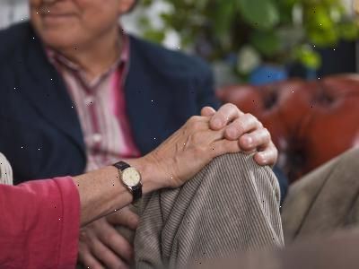 Hoe voor te bereiden voor knie vervangende operatie. U hebt het recht om te weten welke medische procedures moeten worden gedaan om uw lichaam.